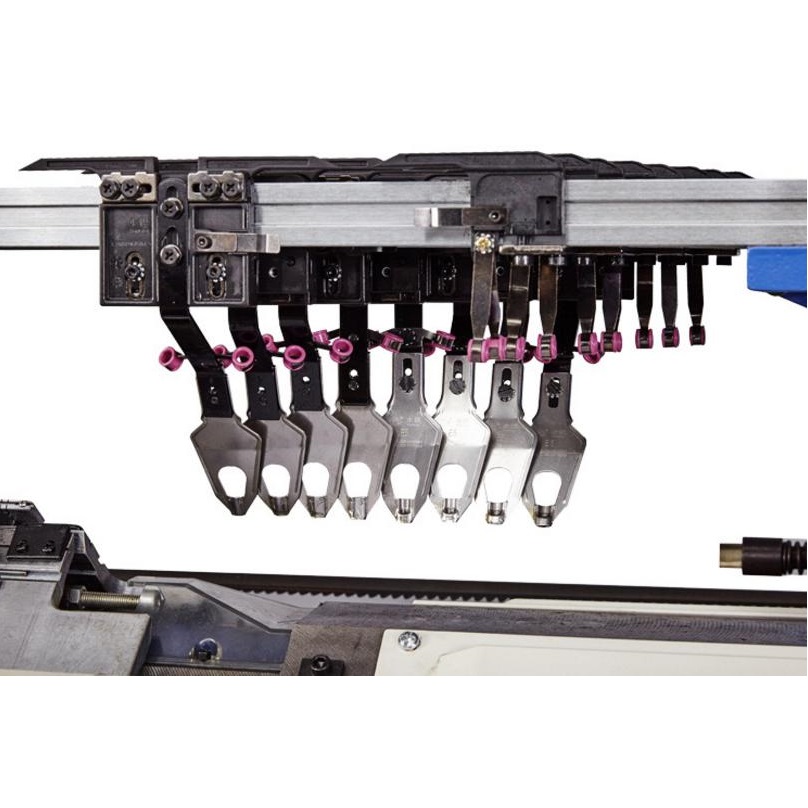 Three system vamp knitting machine